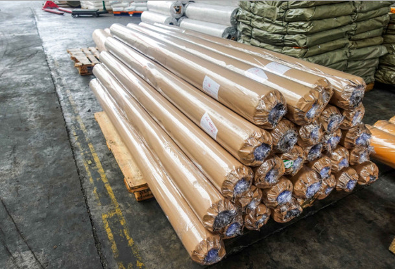 28kg Bulk Plastic Blue Film Wrap 28PHR 245cm Width For Mattress Packaging
